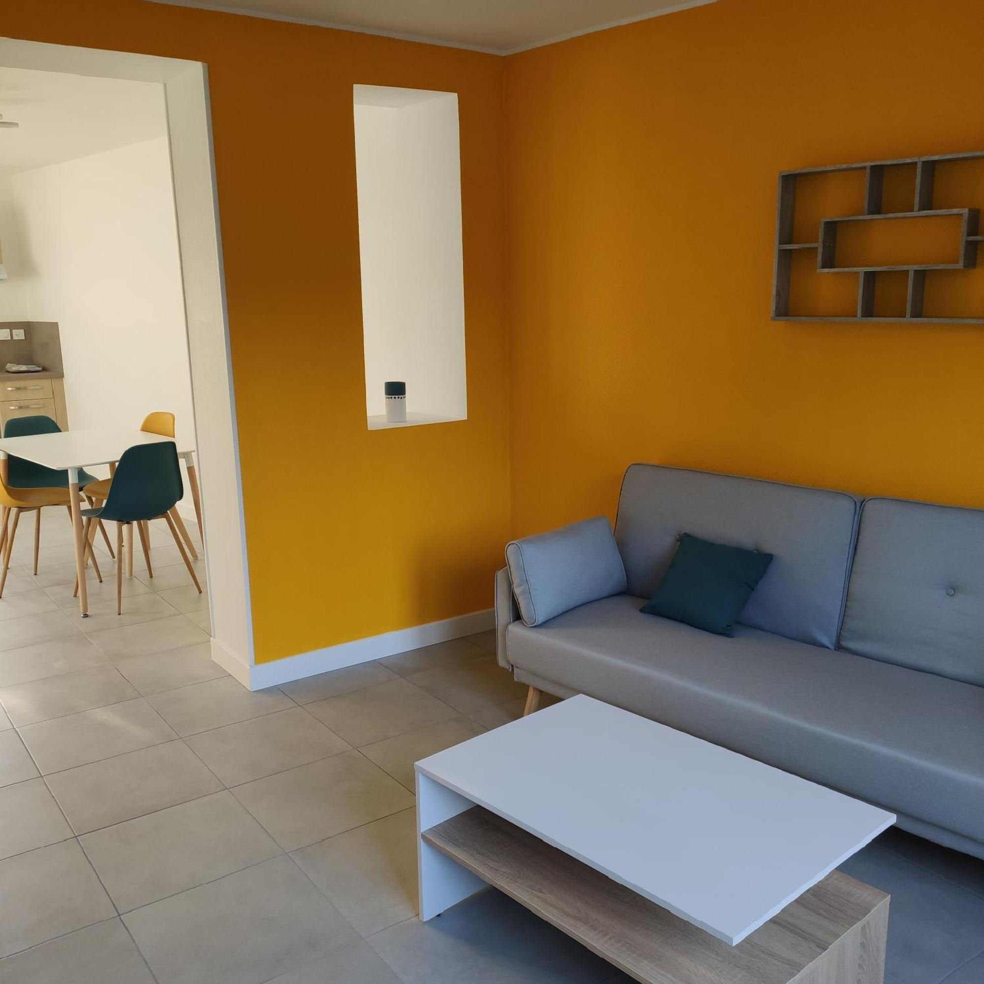 Appartement Cosy Avec Place De Parking Privee เลอม็องส์ ภายนอก รูปภาพ